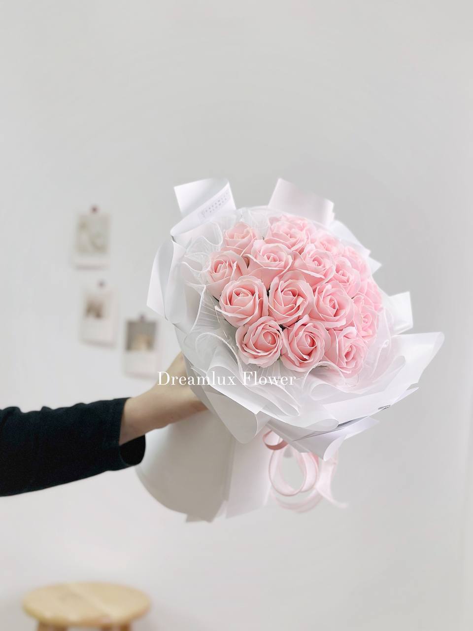 photo_6215217732497027933_y