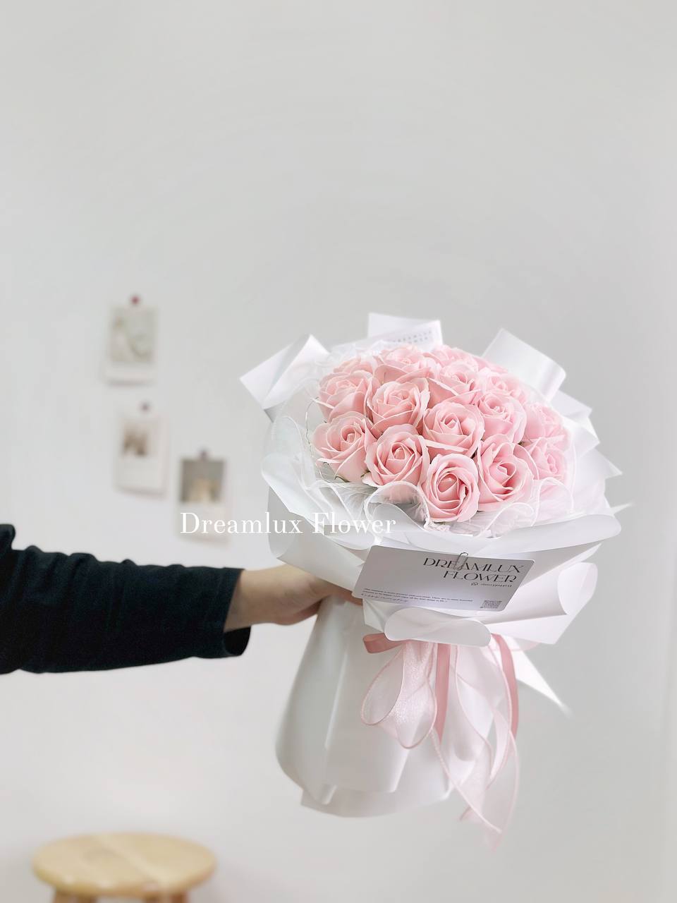 photo_6215217732497027932_y