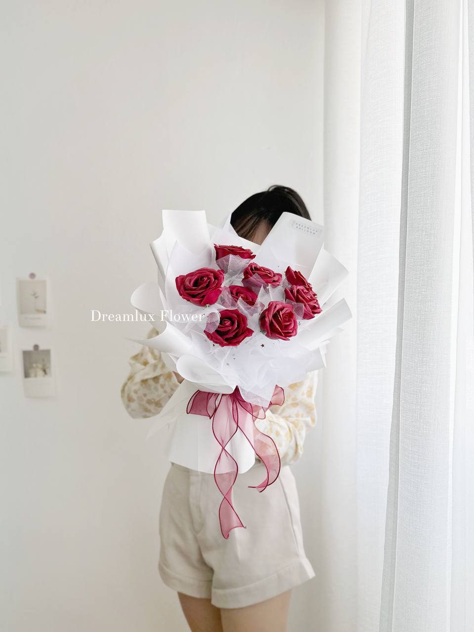 photo_6233273899563464033_y