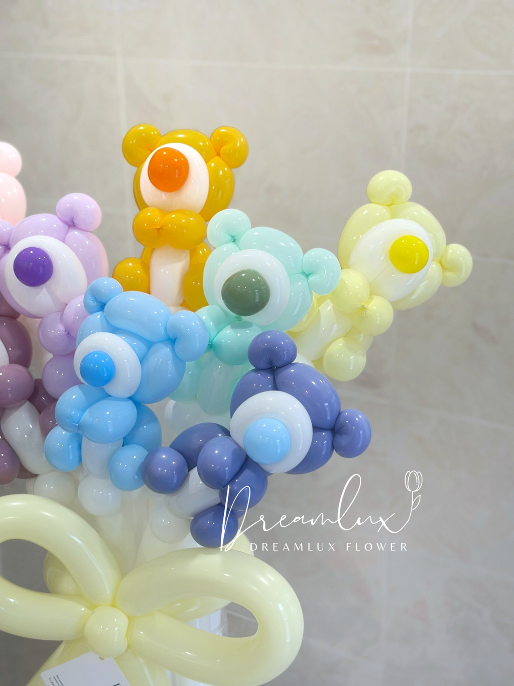 Copy of  Dreamlux flower (Logo) (7)