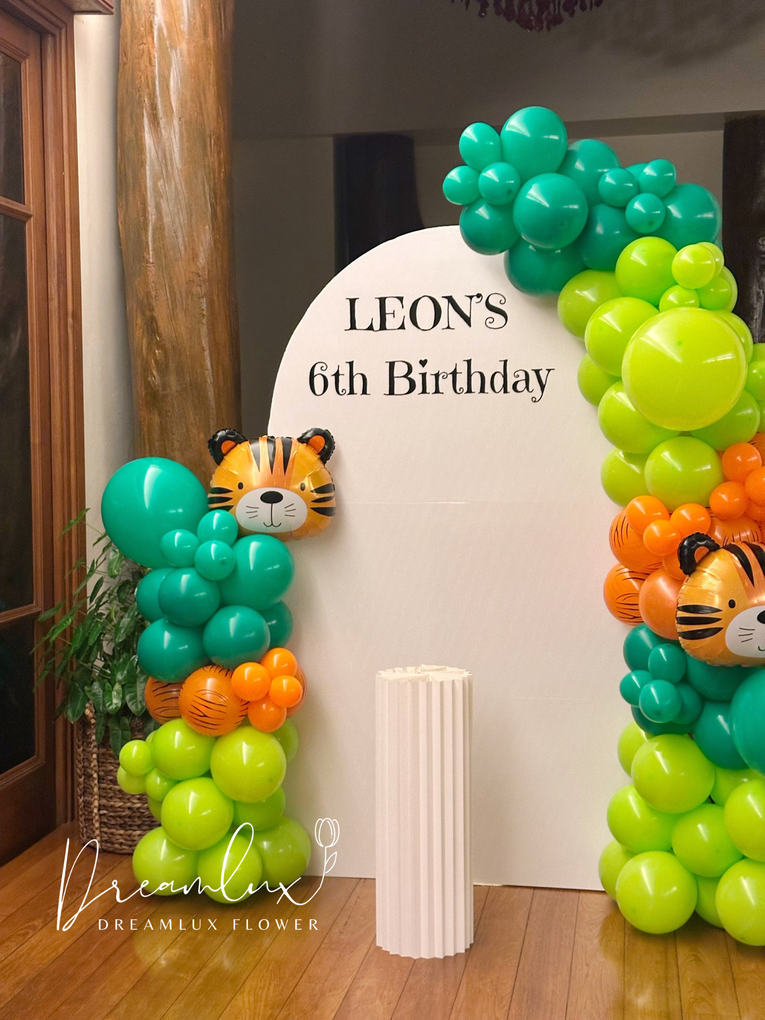 Copy of  Dreamlux flower (Logo) (60)