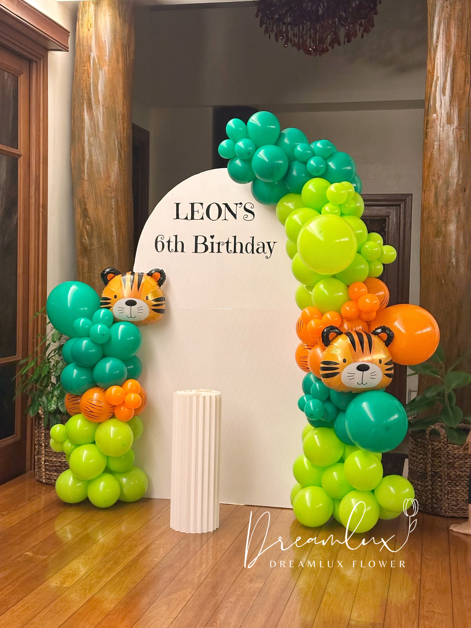 Copy of  Dreamlux flower (Logo) (61)