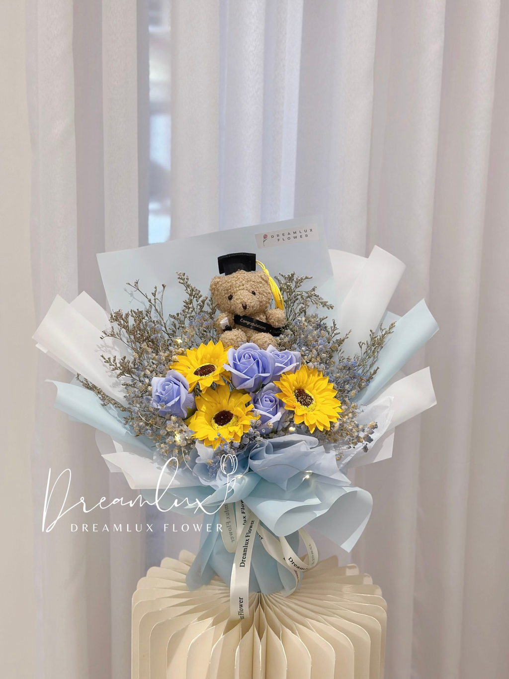 Copy of  Dreamlux flower (Logo)