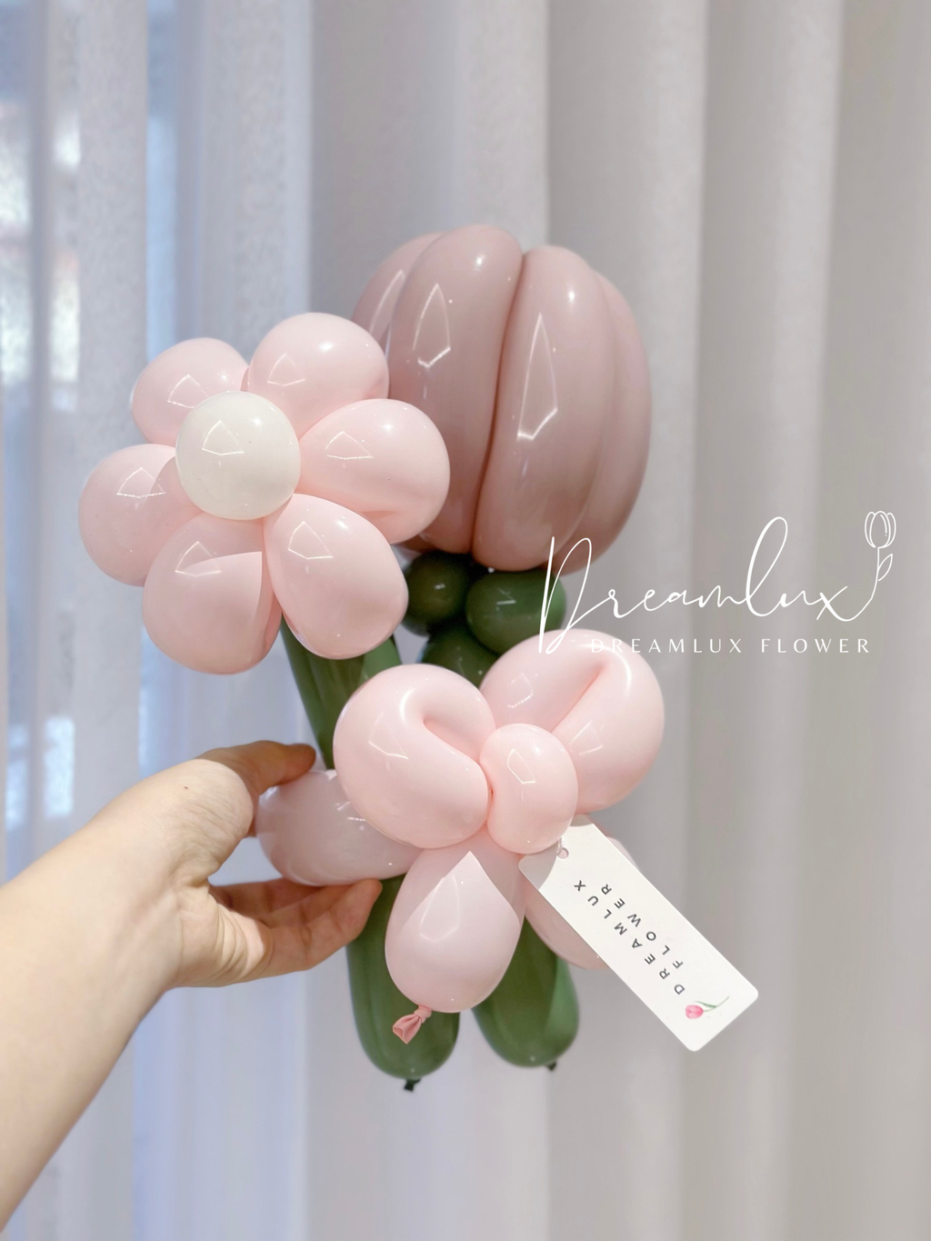 Copy of  Dreamlux flower (Logo)