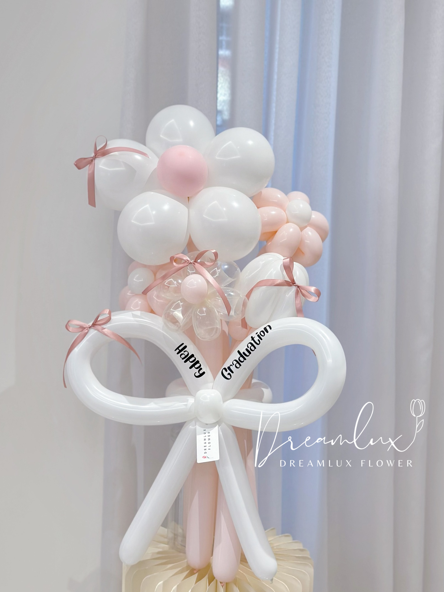 Copy of  Dreamlux flower (Logo)