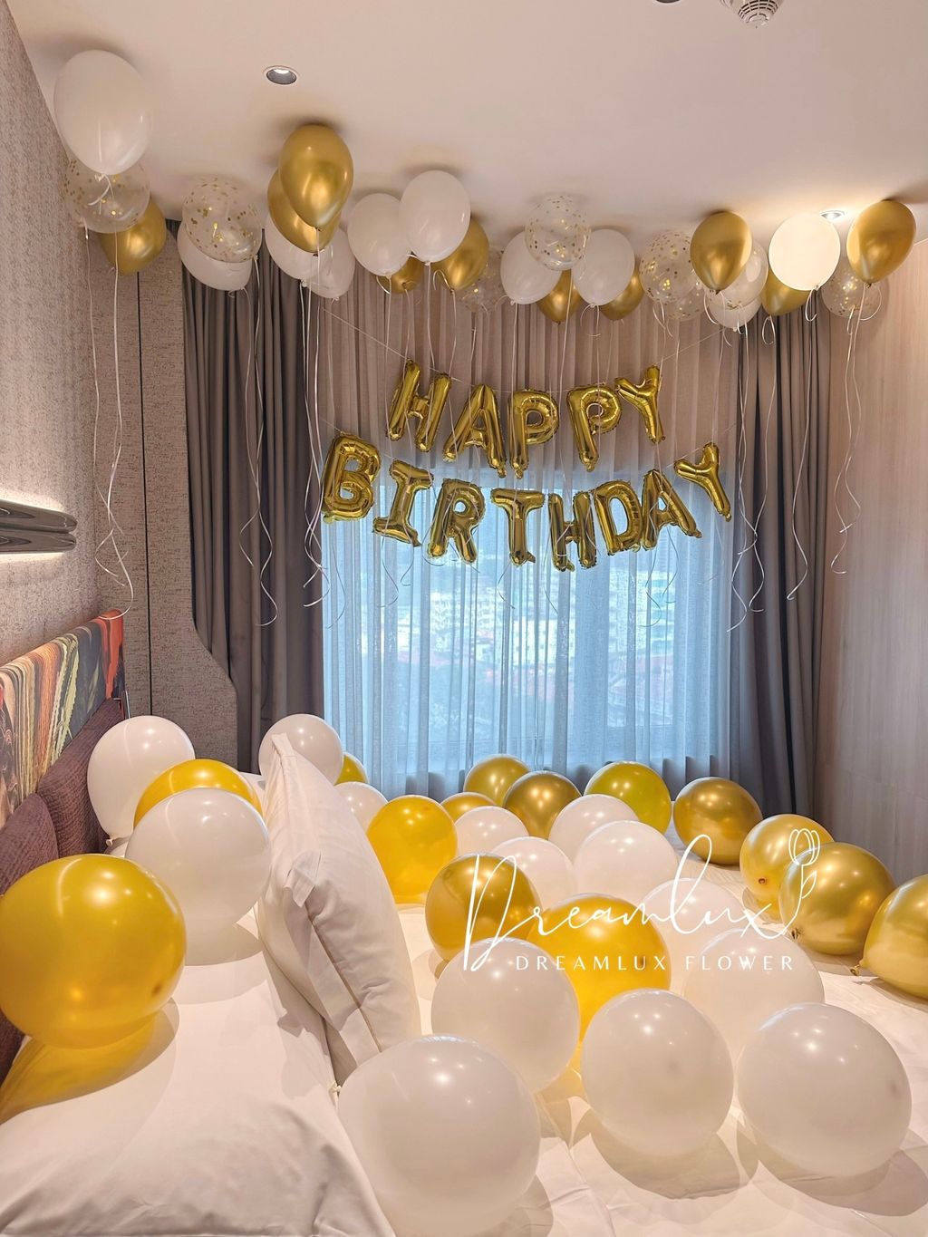 Copy of  Dreamlux flower (Logo)