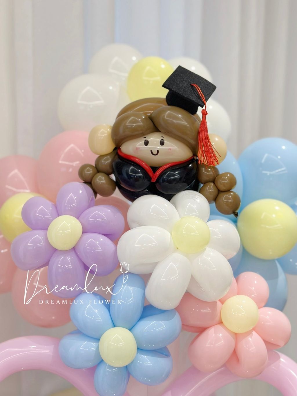 Copy of  Dreamlux flower (Logo)