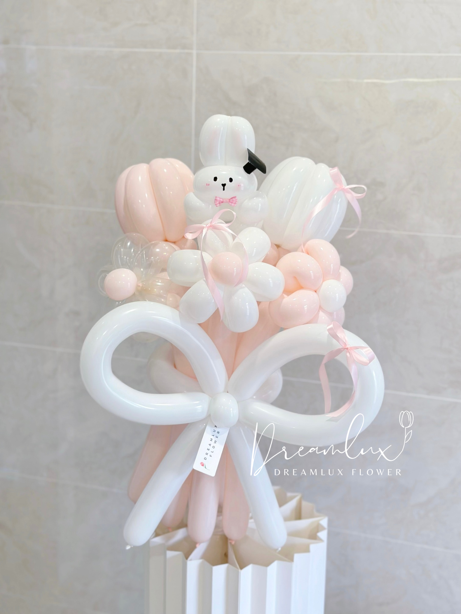 Copy of  Dreamlux flower (Logo)