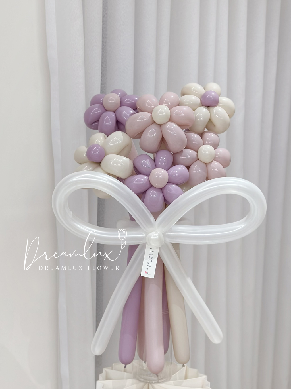 Copy of  Dreamlux flower (Logo)