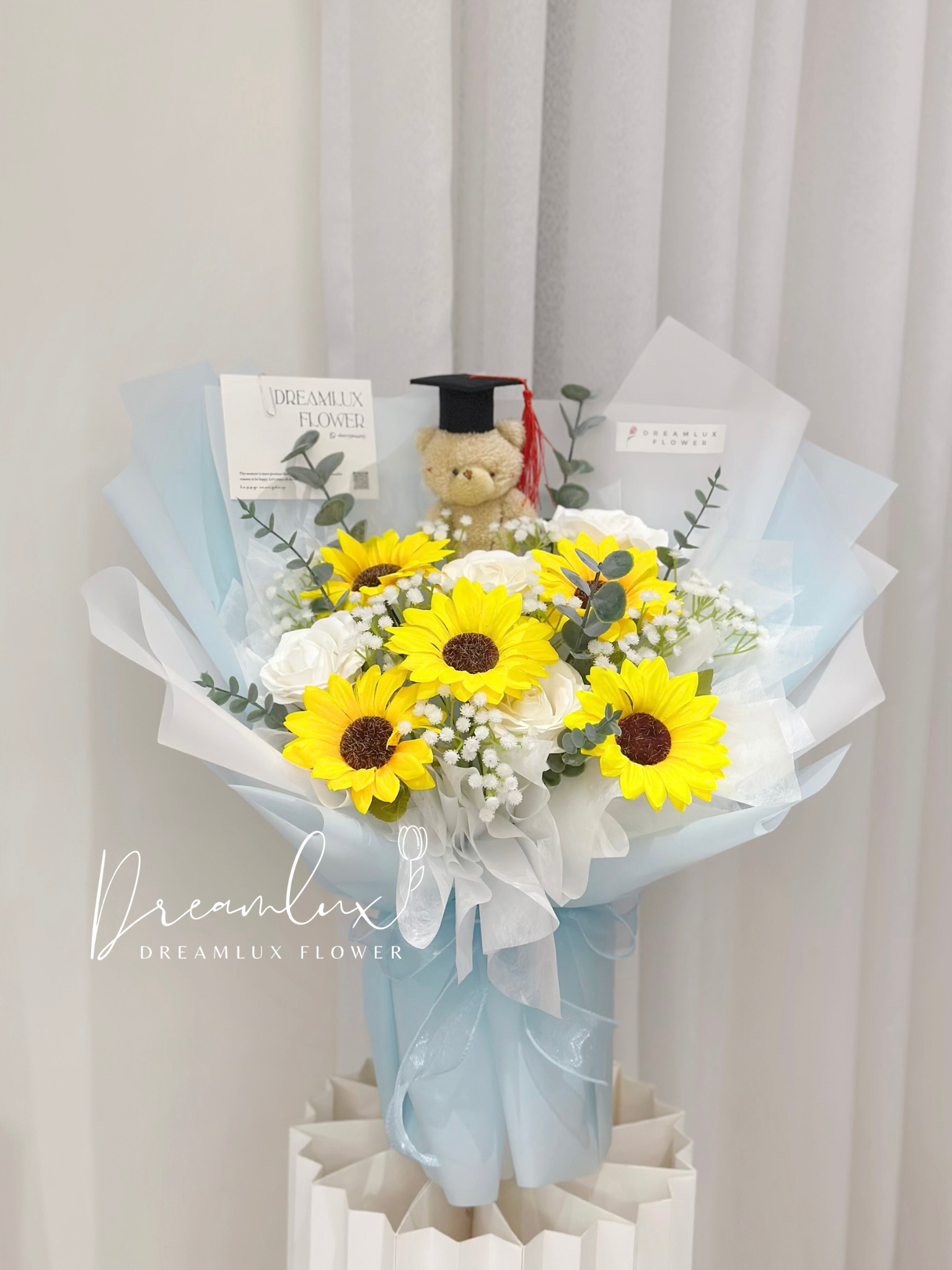 Copy of  Dreamlux flower (Logo)