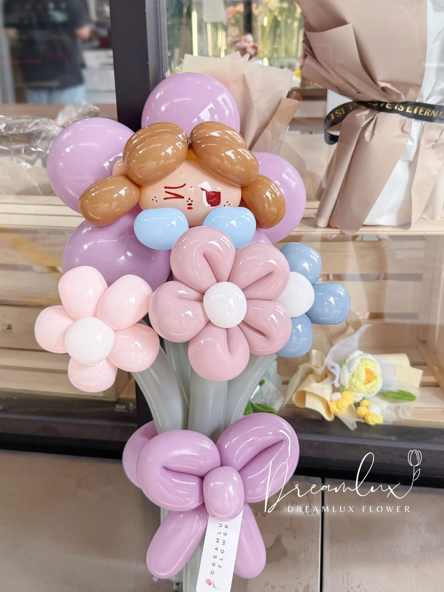 Copy of  Dreamlux flower (Logo)