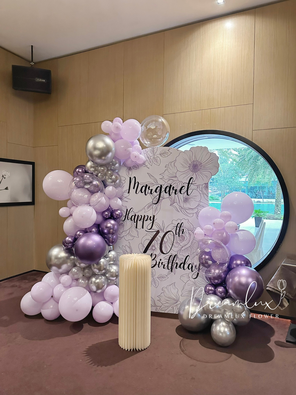 Copy of  Dreamlux flower (Logo)