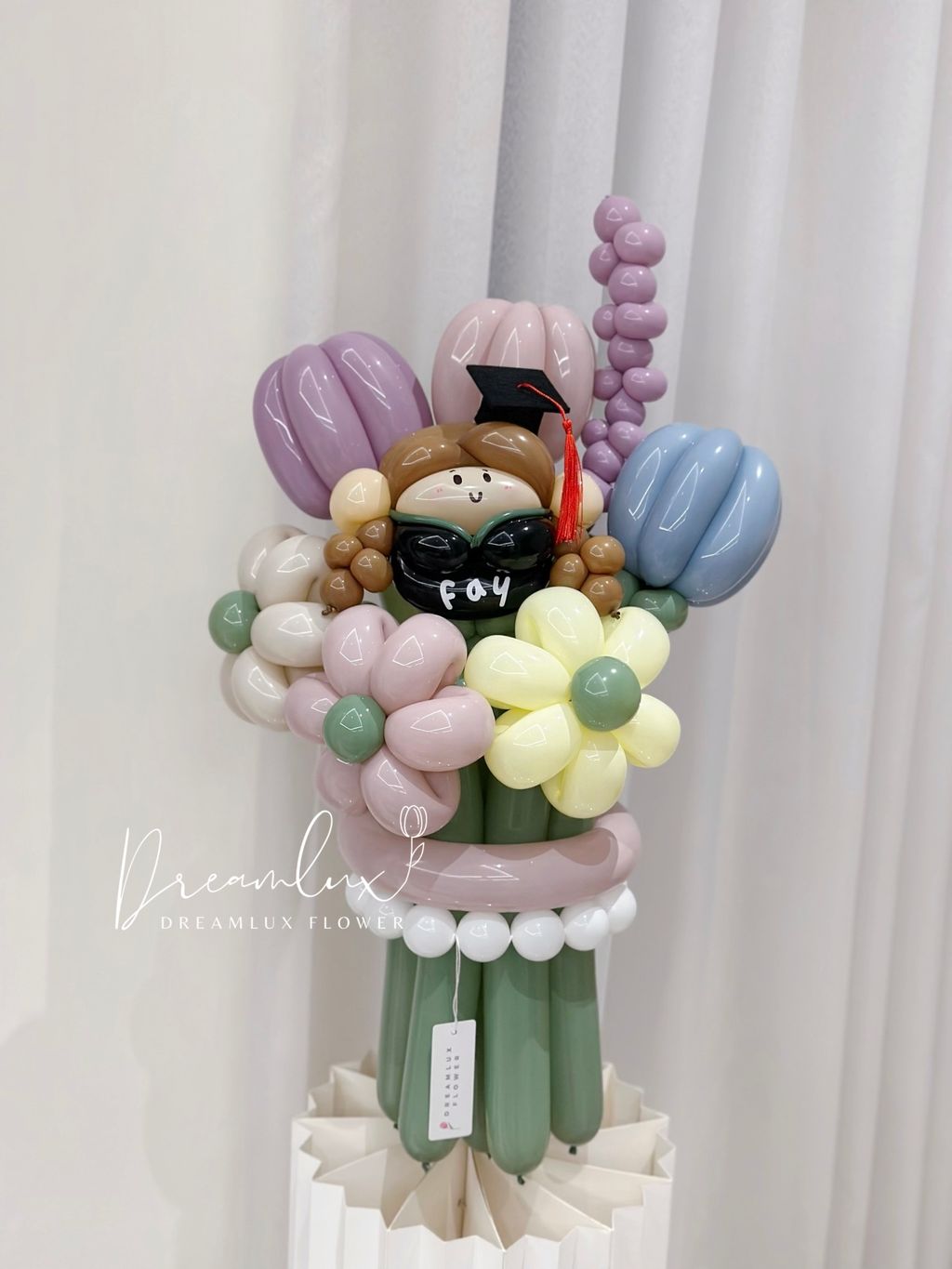 Copy of  Dreamlux flower (Logo)