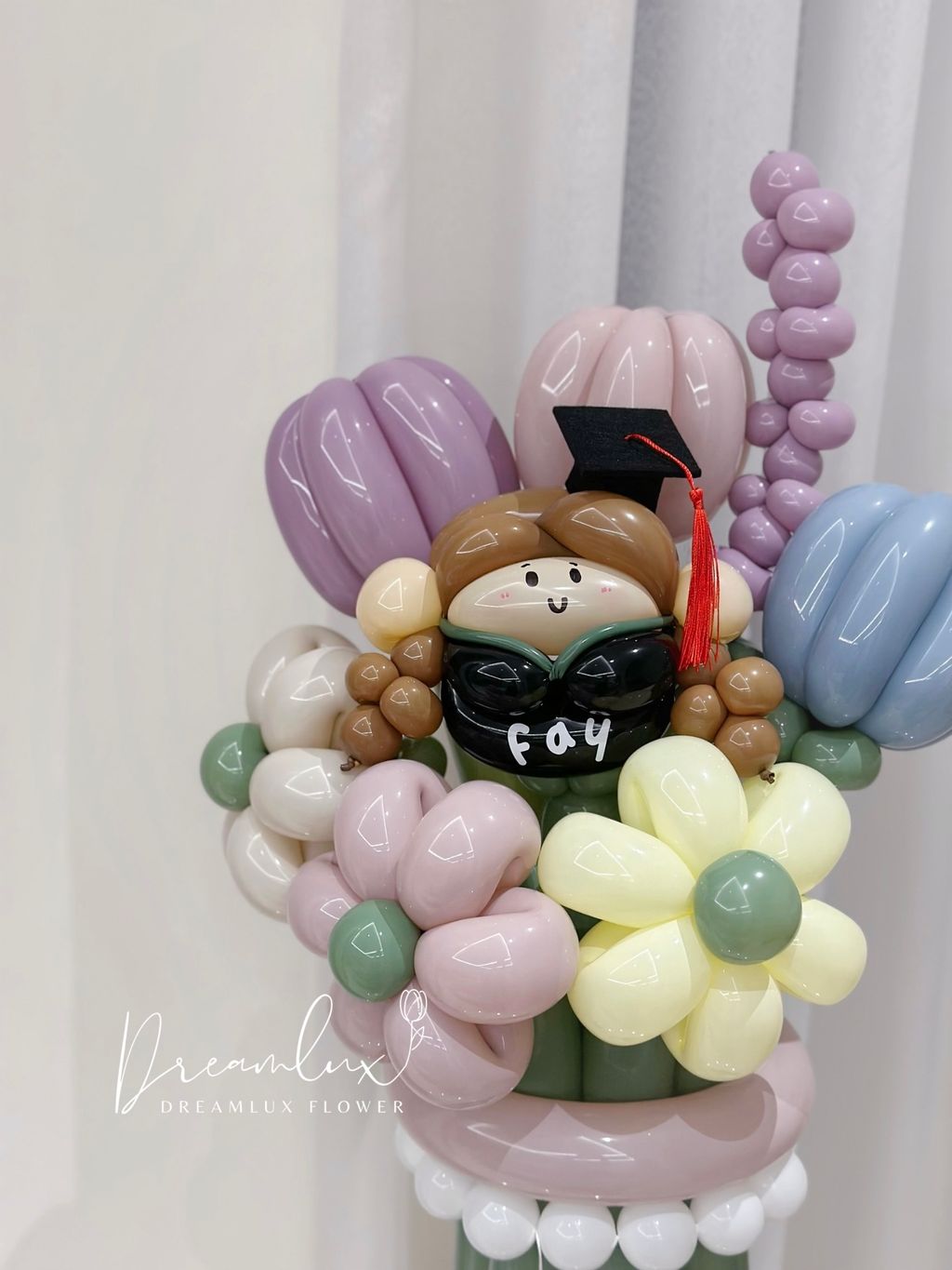 Copy of  Dreamlux flower (Logo)