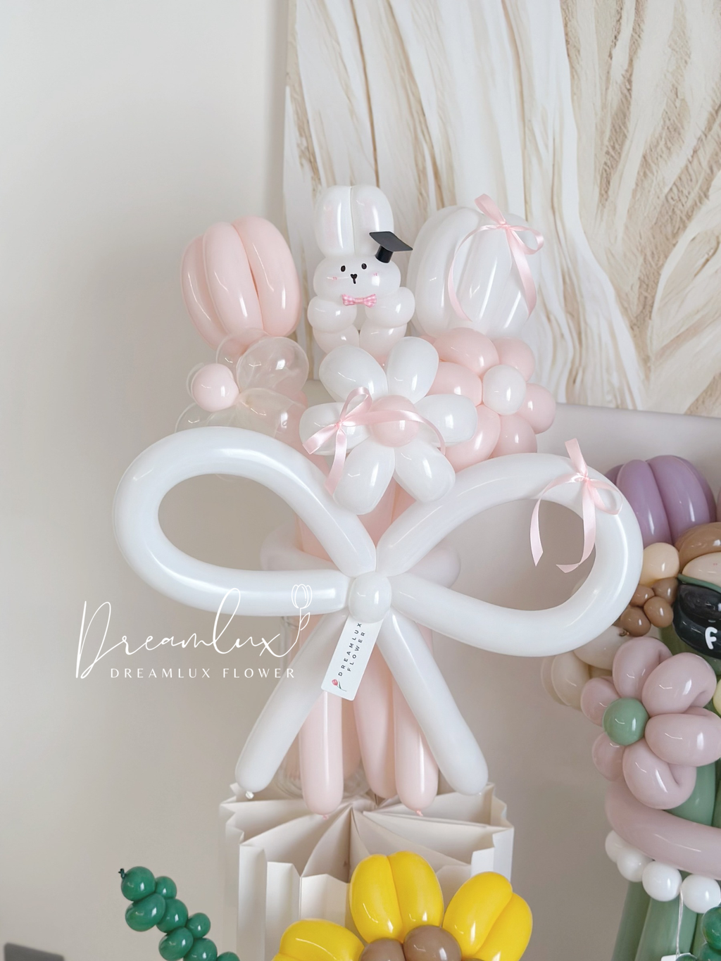 Copy of  Dreamlux flower (Logo)