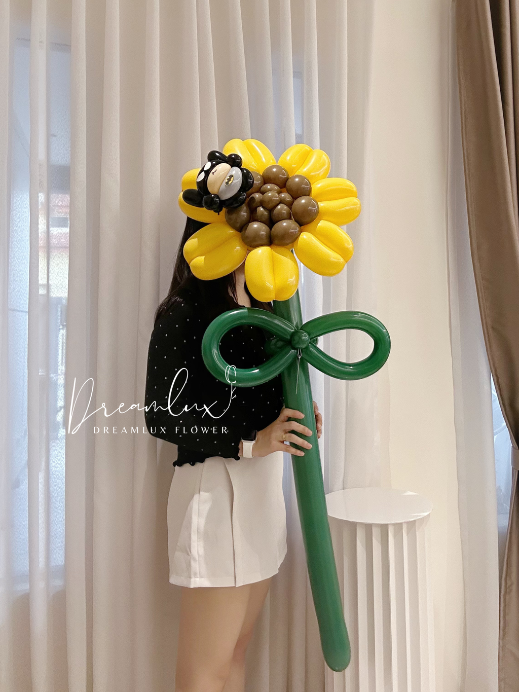 Copy of  Dreamlux flower (Logo)