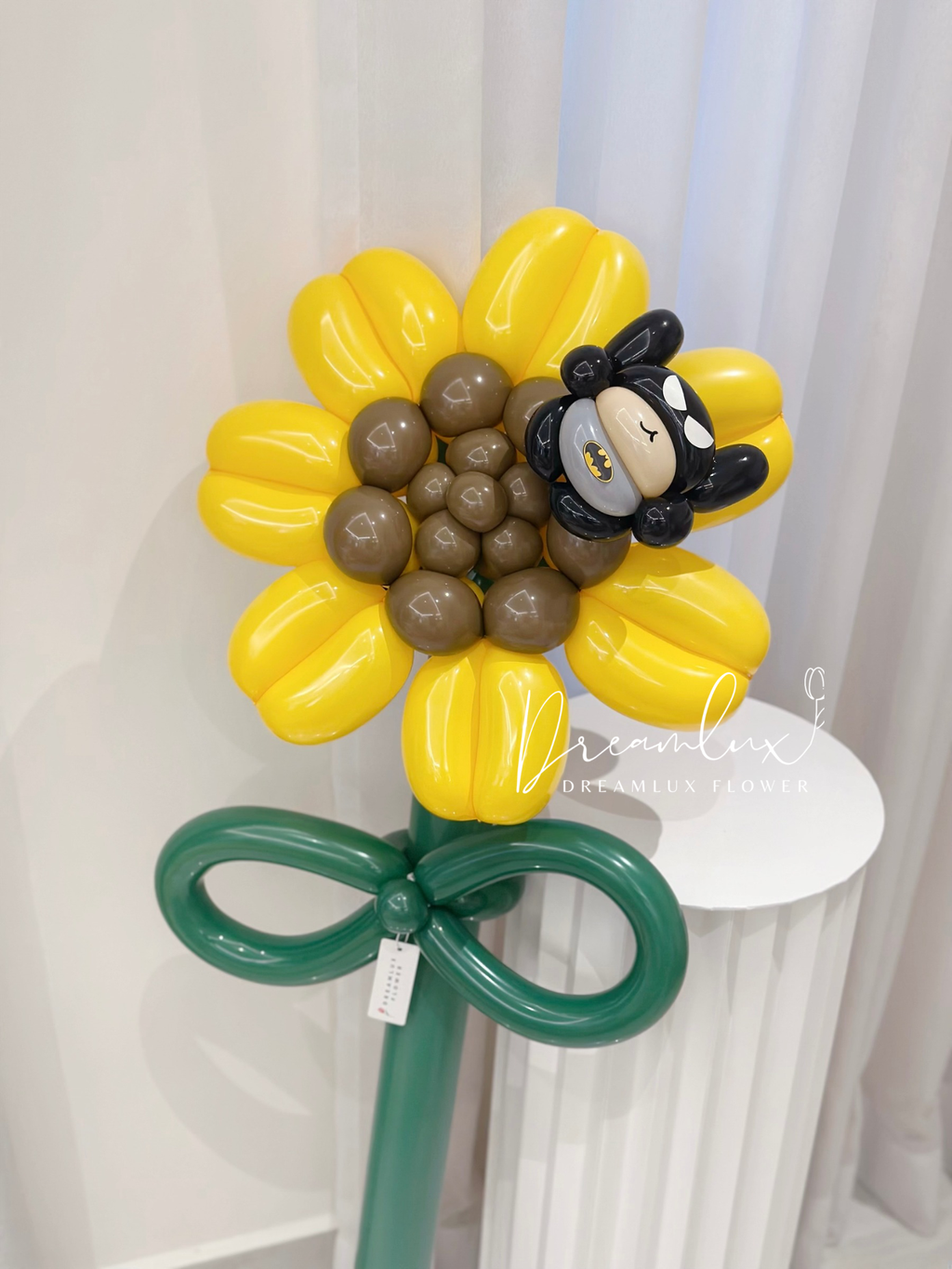 Copy of  Dreamlux flower (Logo)