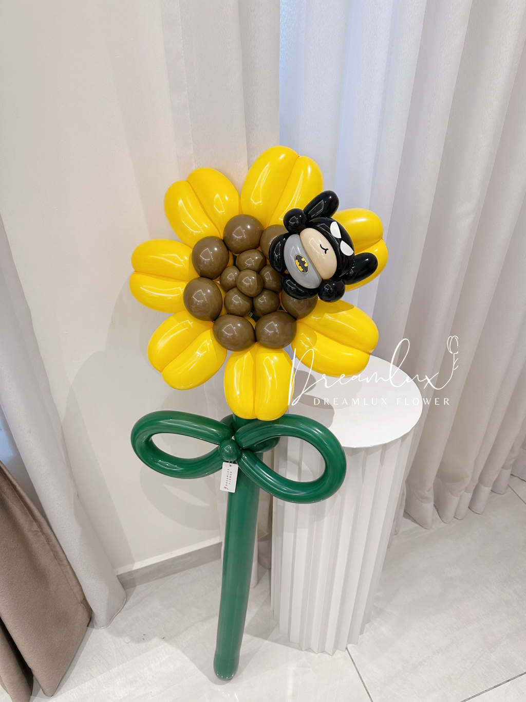 Copy of  Dreamlux flower (Logo)