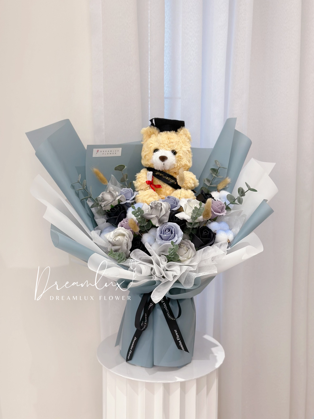 Copy of  Dreamlux flower (Logo)