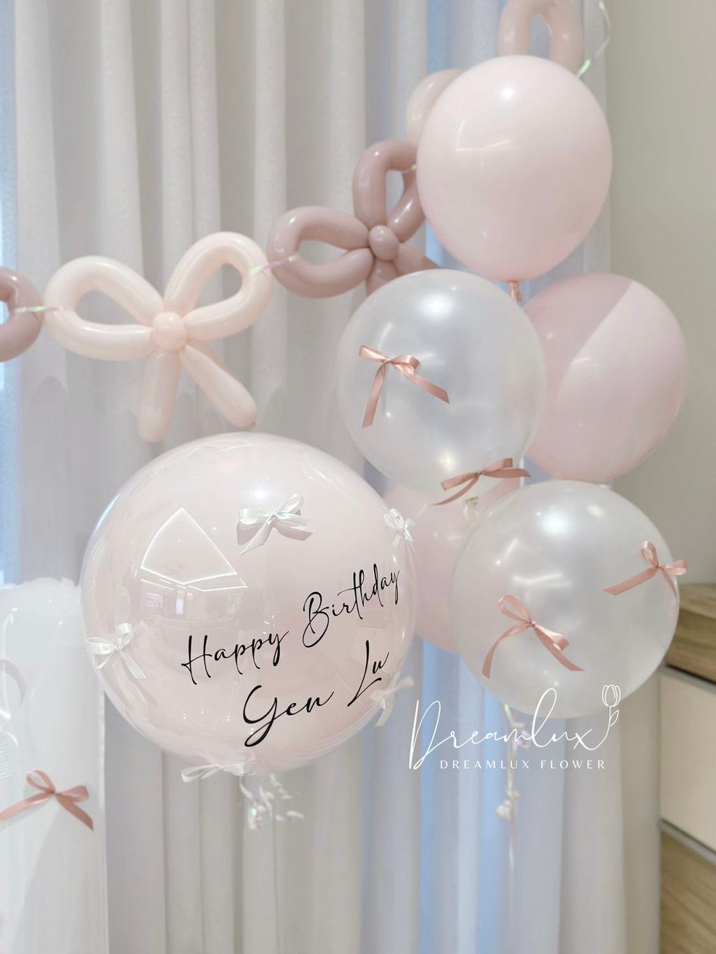 Copy of  Dreamlux flower (Logo)