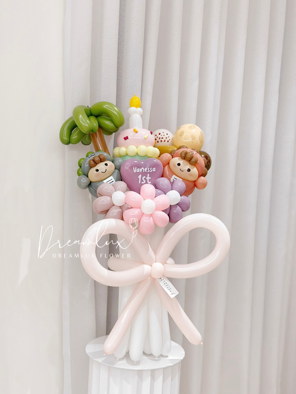 Copy of  Dreamlux flower (Logo)