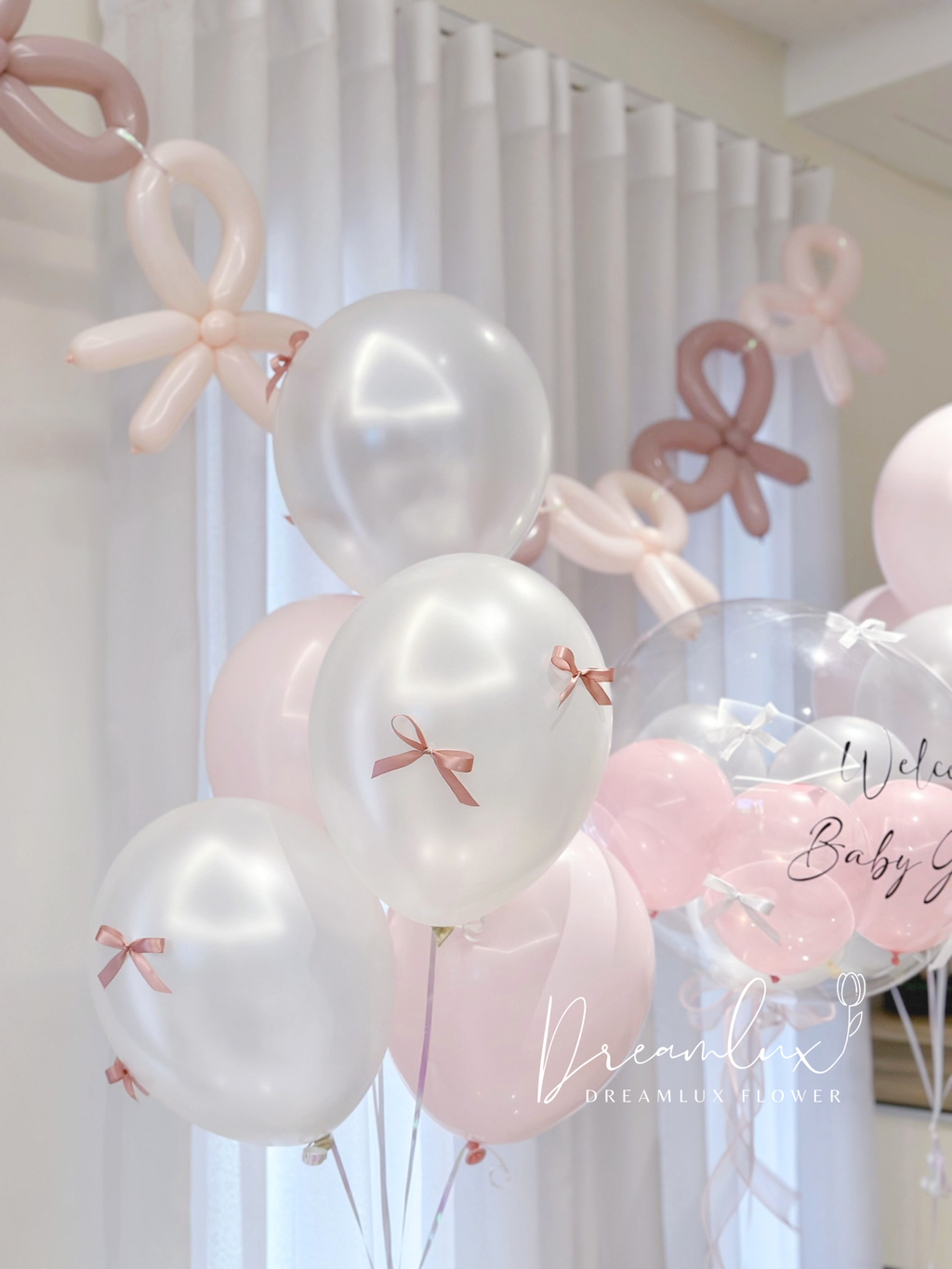 Copy of  Dreamlux flower (Logo)