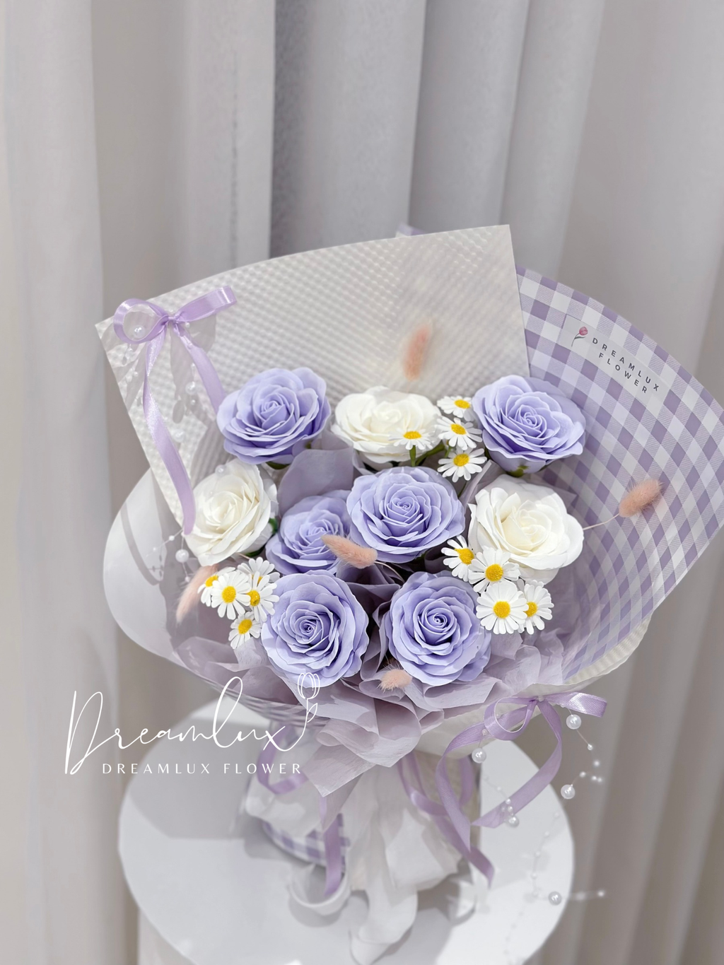 Copy of  Dreamlux flower (Logo)