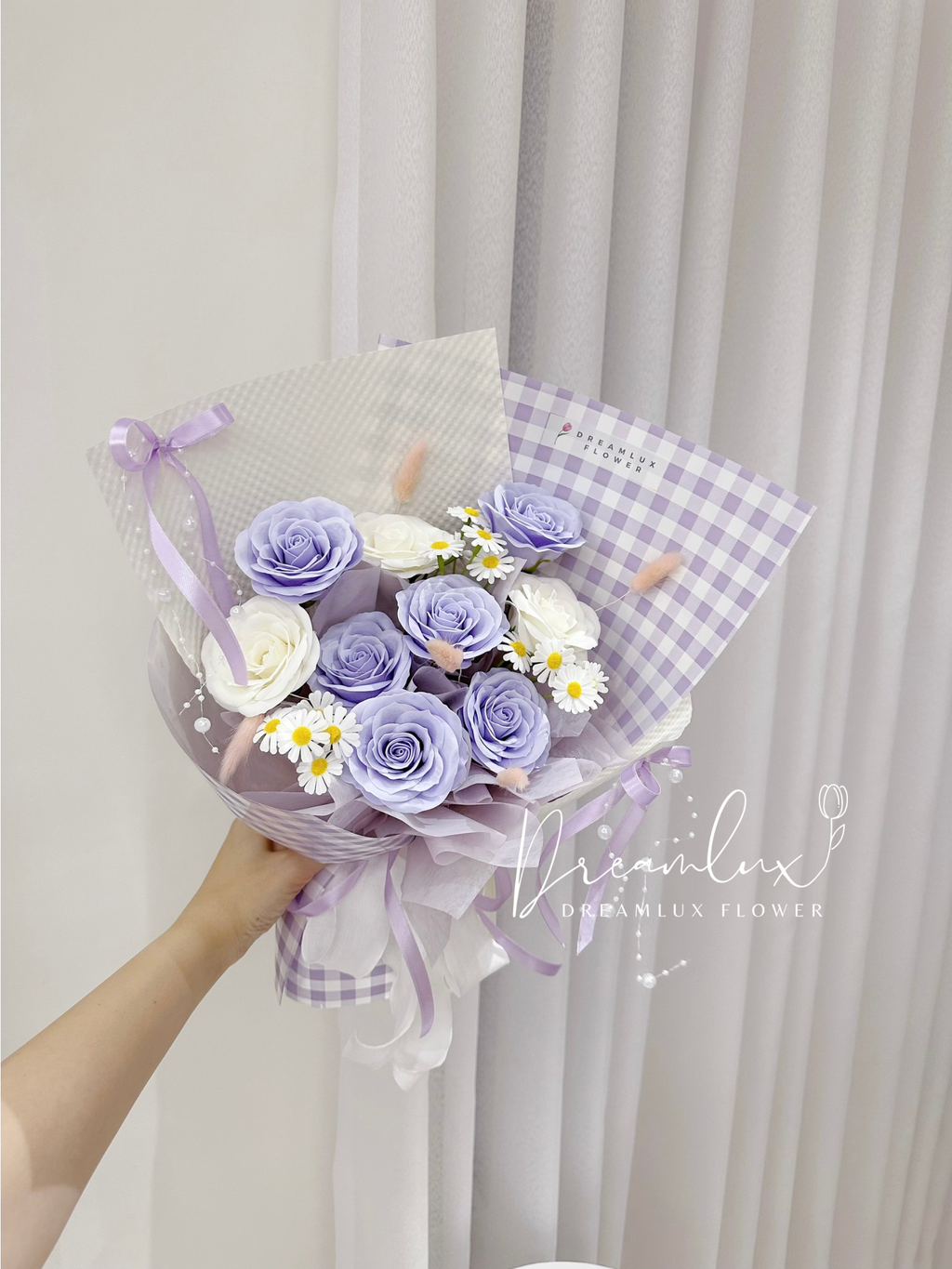 Copy of  Dreamlux flower (Logo)