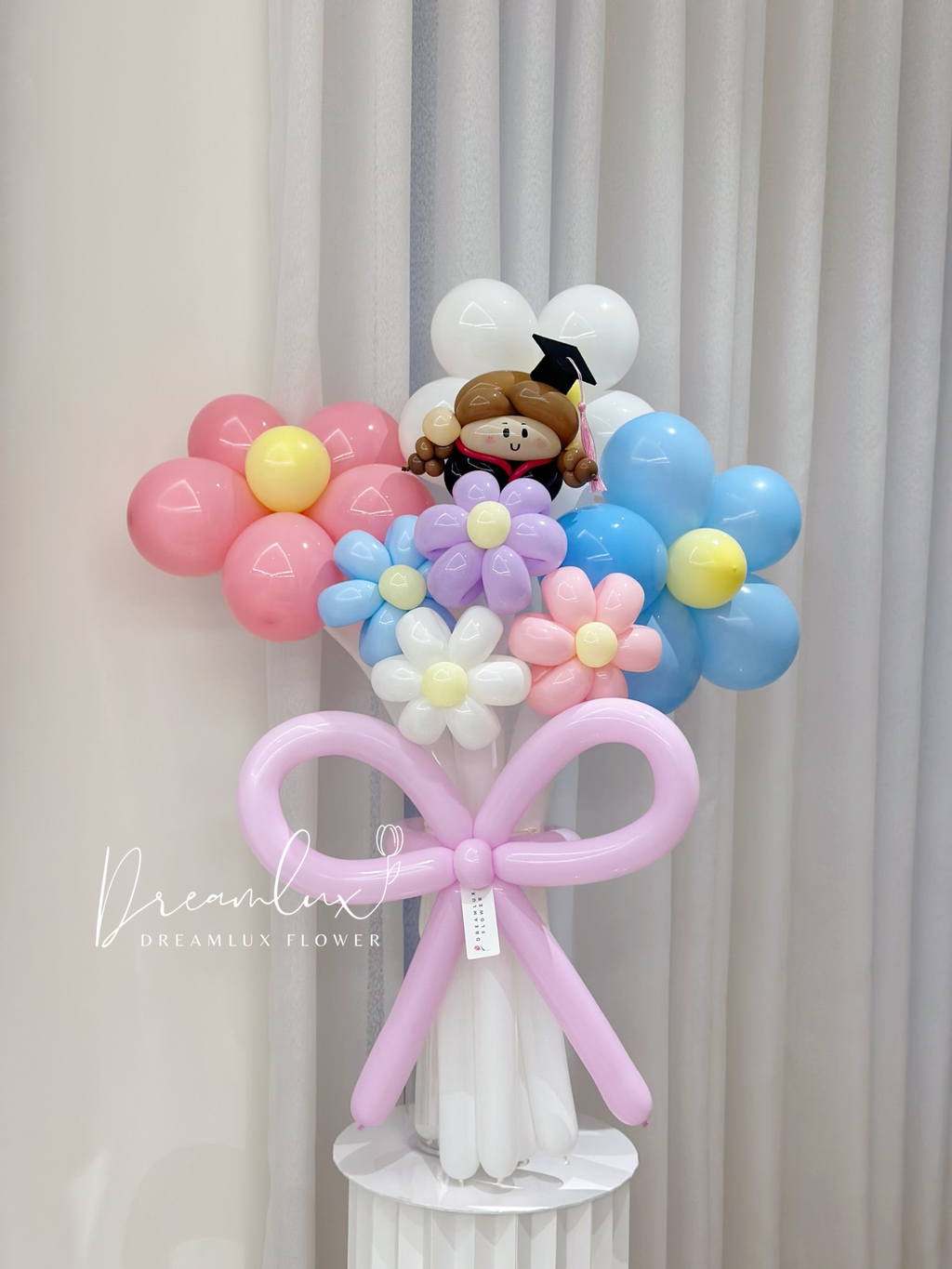 Copy of  Dreamlux flower (Logo)