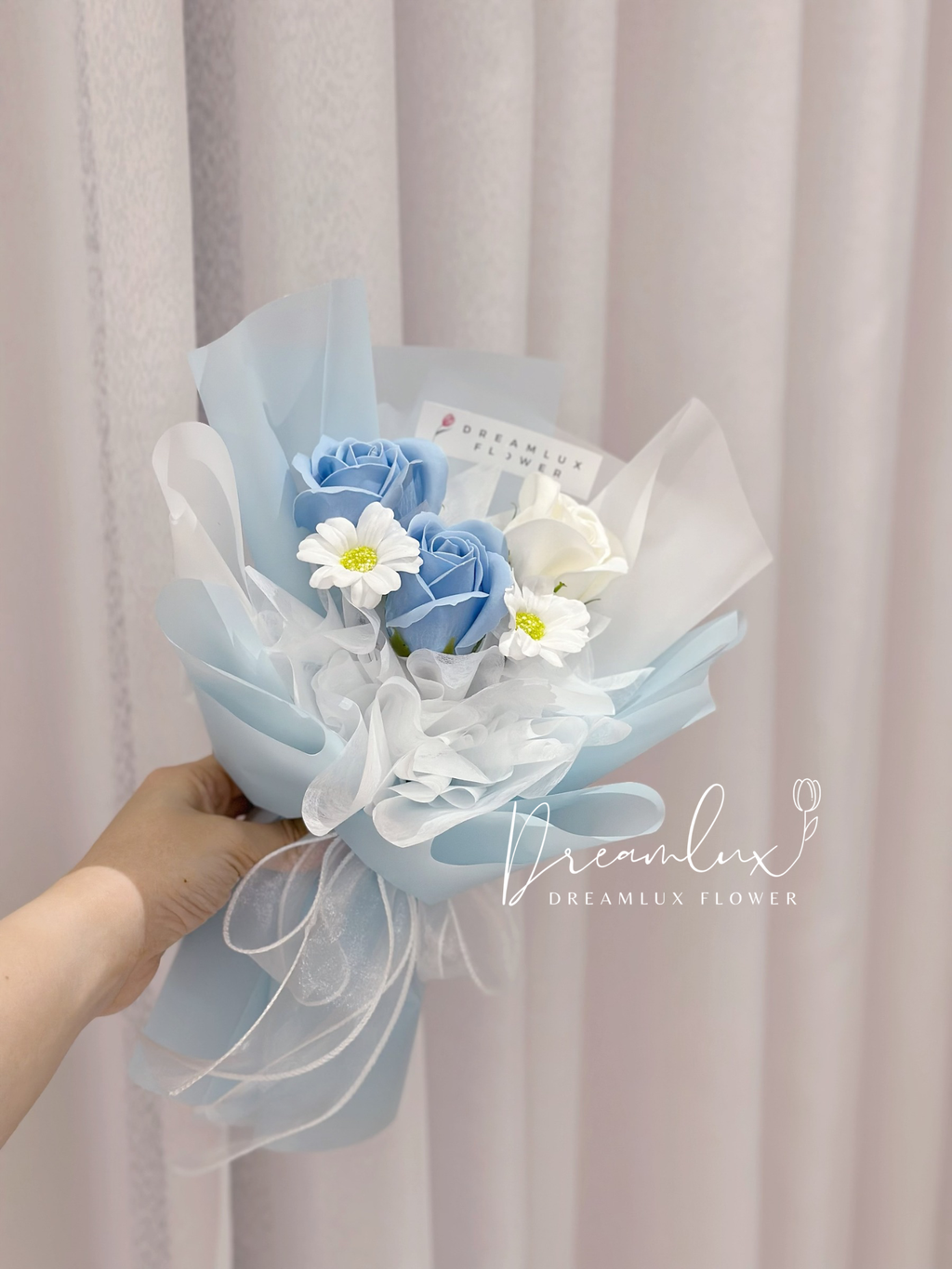 Copy of  Dreamlux flower (Logo)