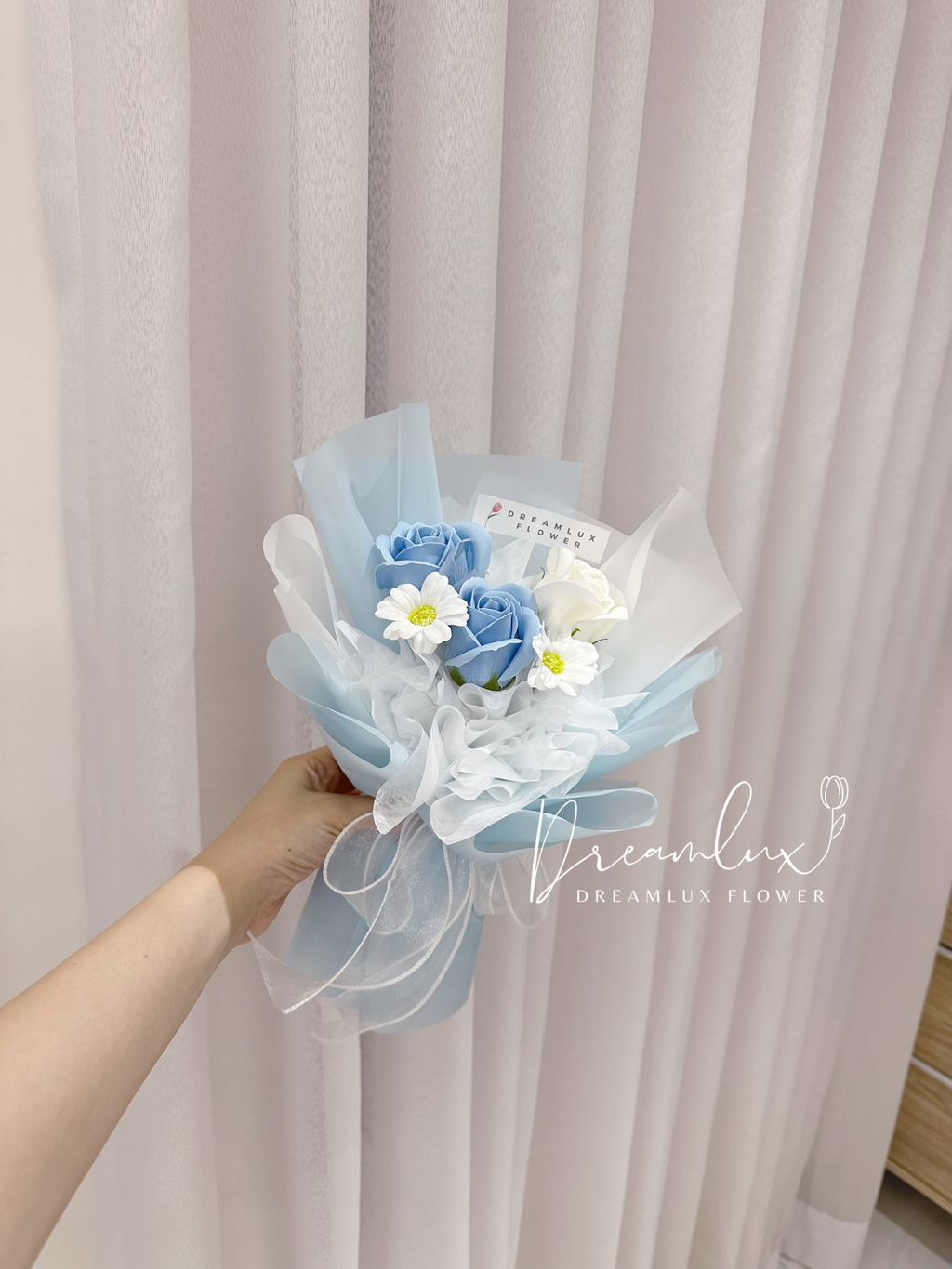 Copy of  Dreamlux flower (Logo)