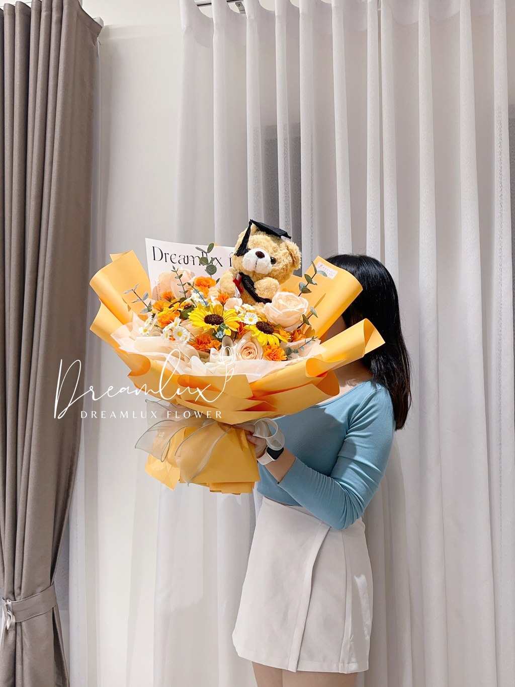 Copy of  Dreamlux flower (Logo)