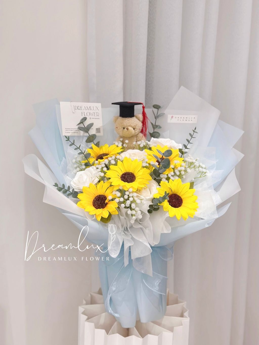 Copy of  Dreamlux flower (Logo)