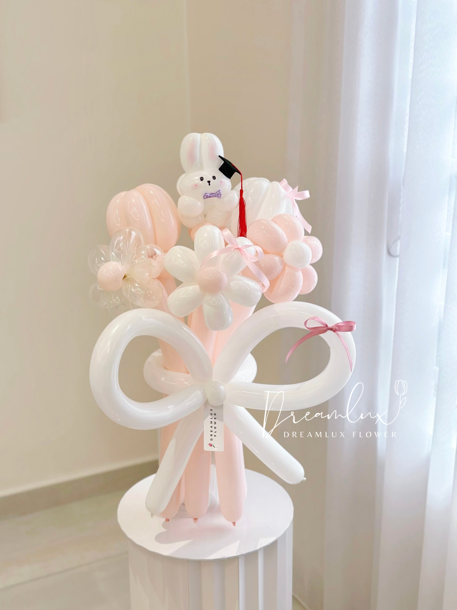 Copy of  Dreamlux flower (Logo)