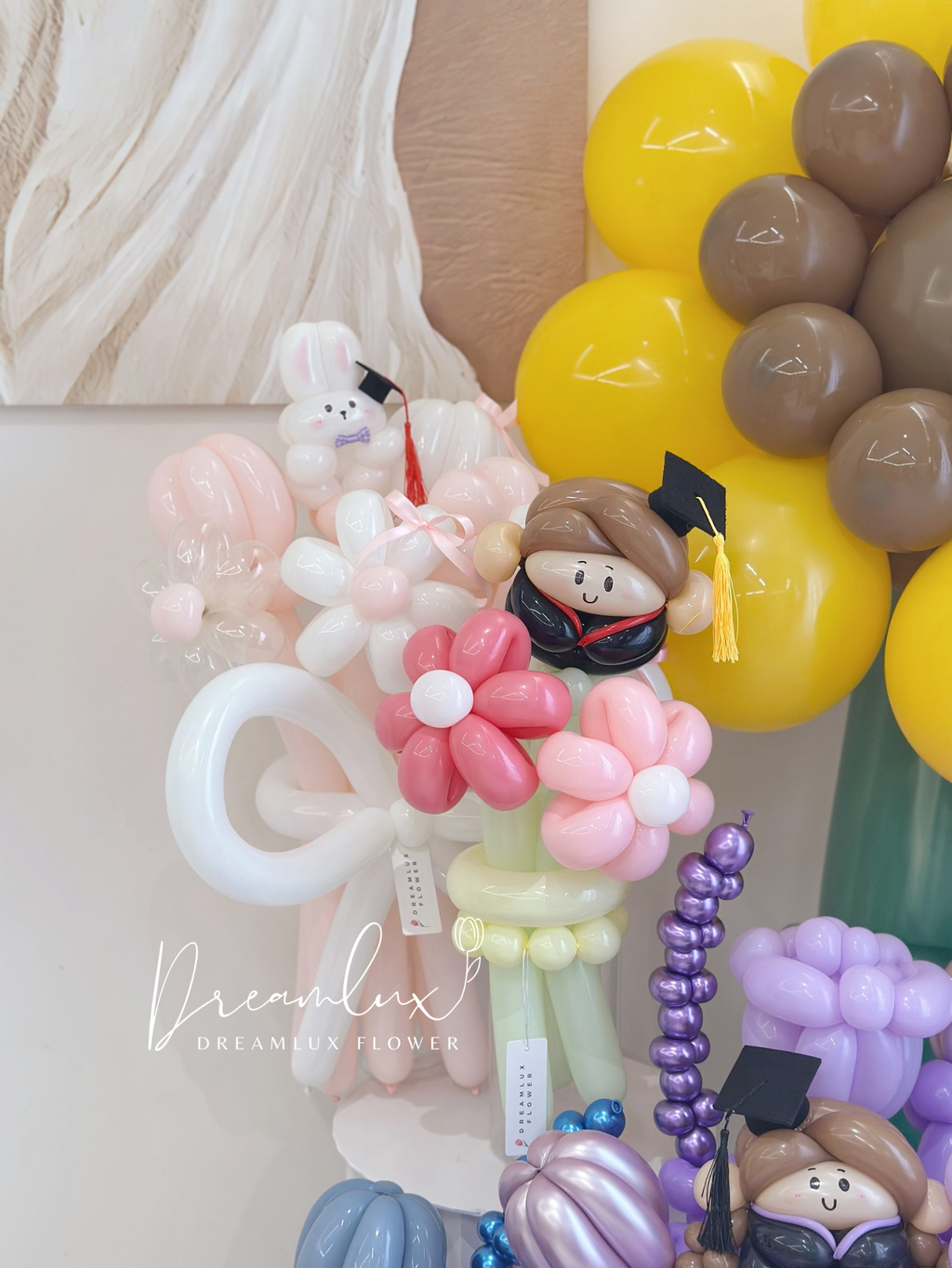 Copy of  Dreamlux flower (Logo)