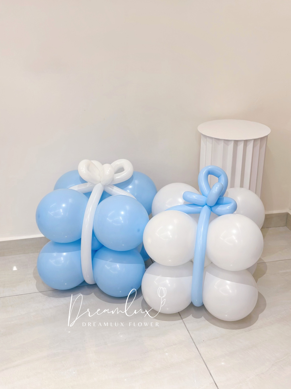 Copy of  Dreamlux flower (Logo)