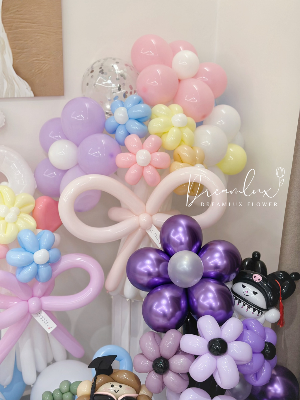 Copy of  Dreamlux flower (Logo)