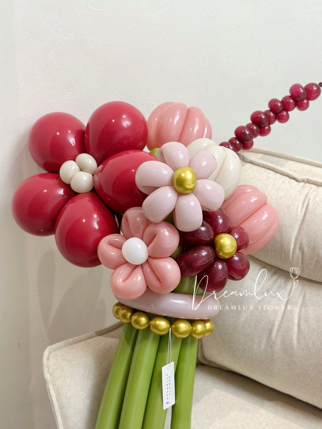 Copy of  Dreamlux flower (Logo)