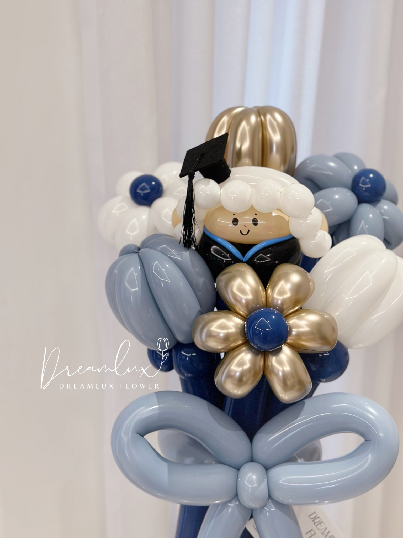 Copy of  Dreamlux flower (Logo)