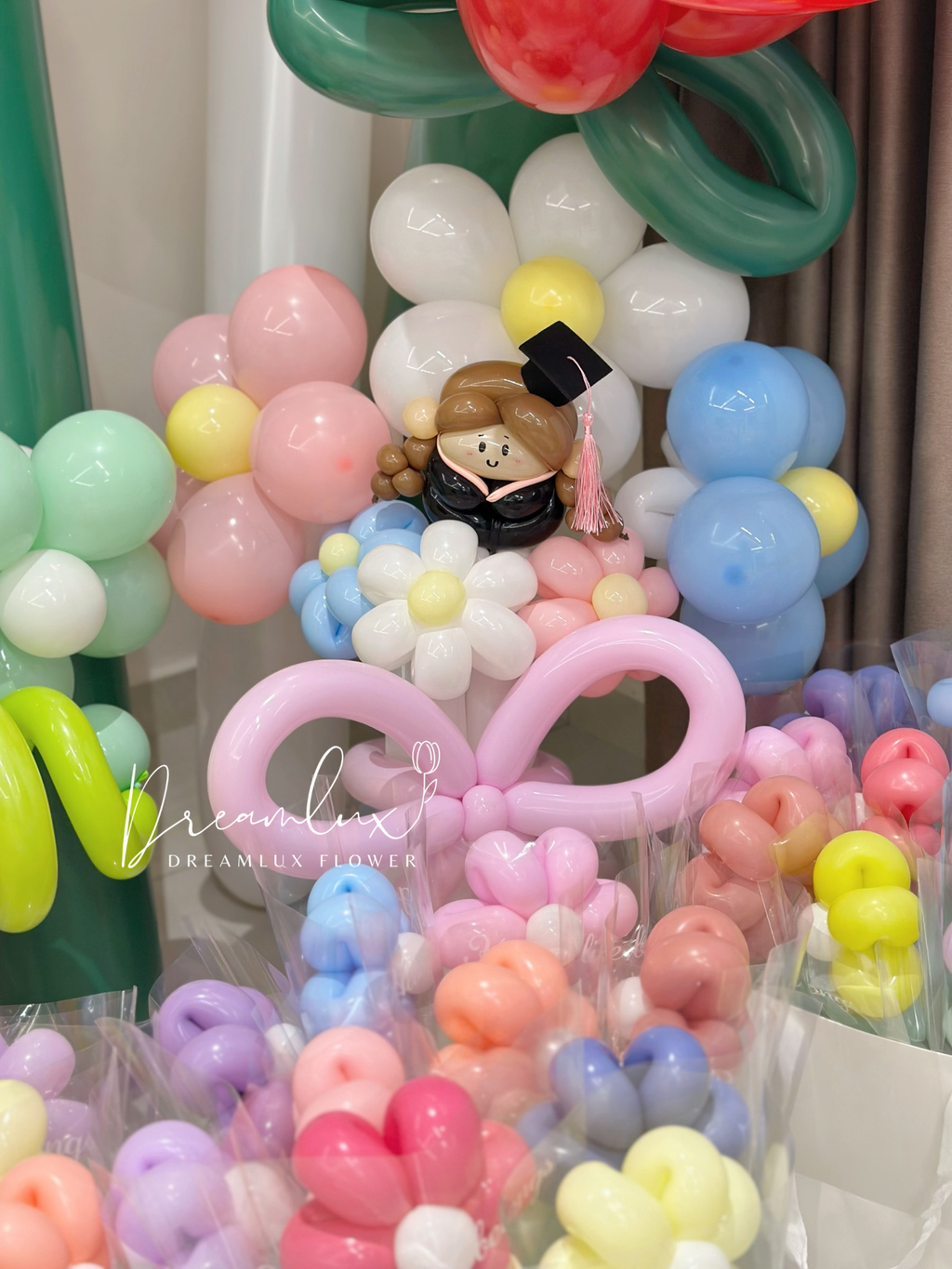 Copy of  Dreamlux flower (Logo)