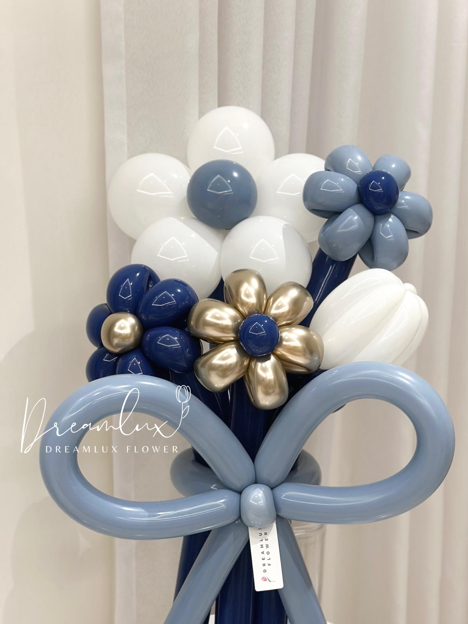 Copy of  Dreamlux flower (Logo)