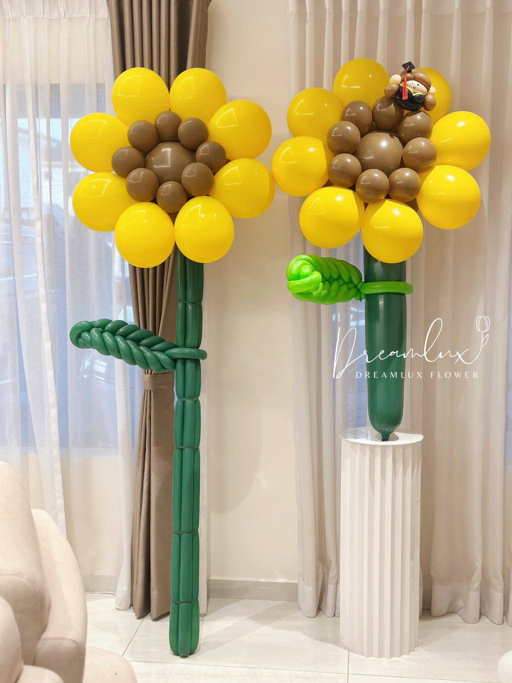 Copy of  Dreamlux flower (Logo)