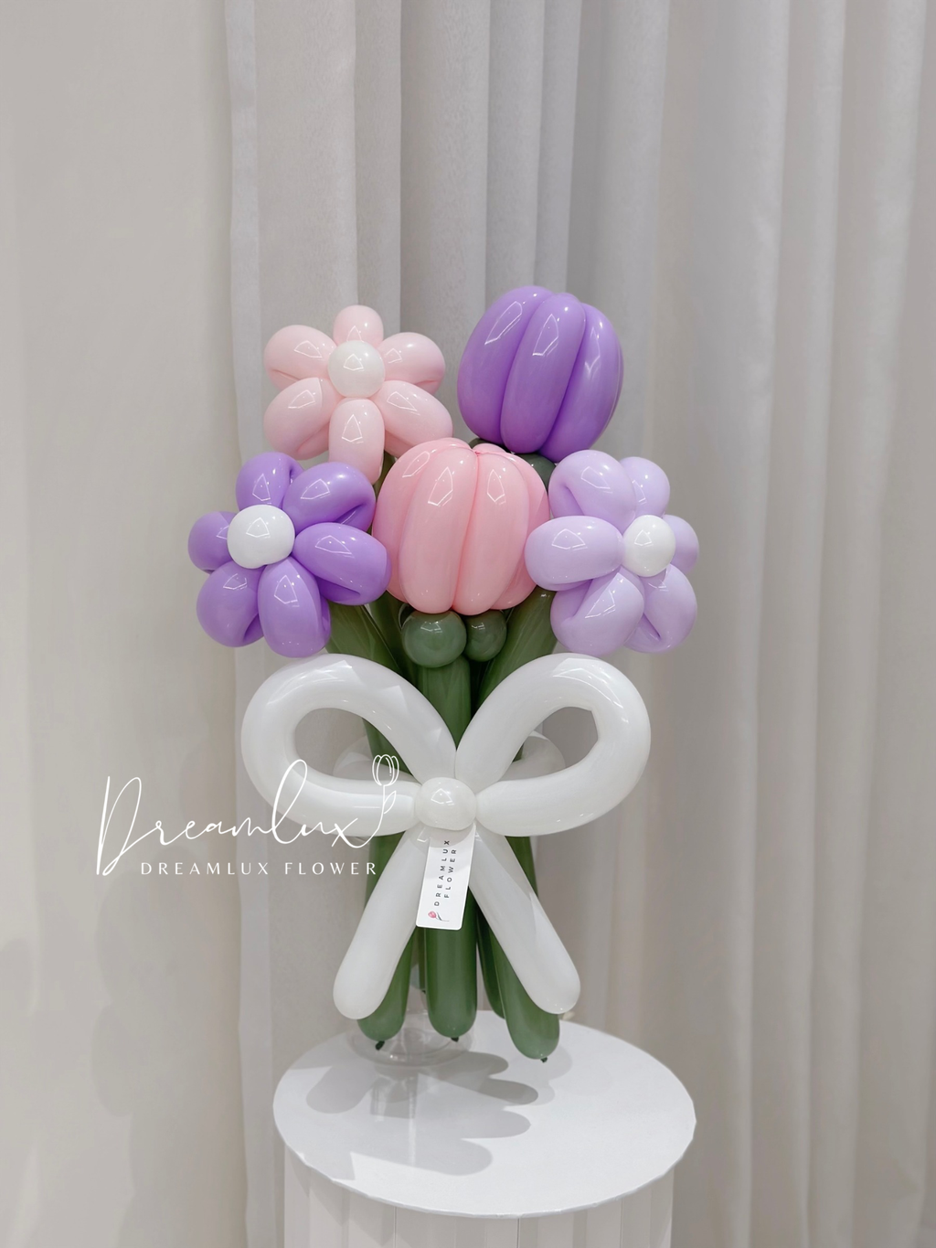 Copy of  Dreamlux flower (Logo)