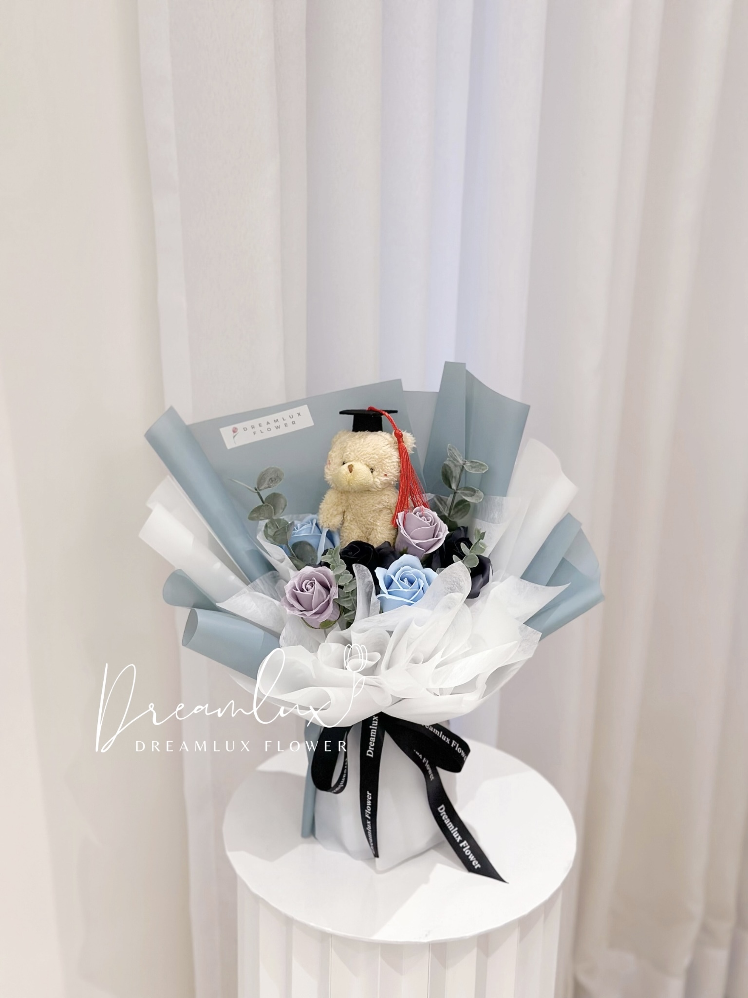 Copy of  Dreamlux flower (Logo)