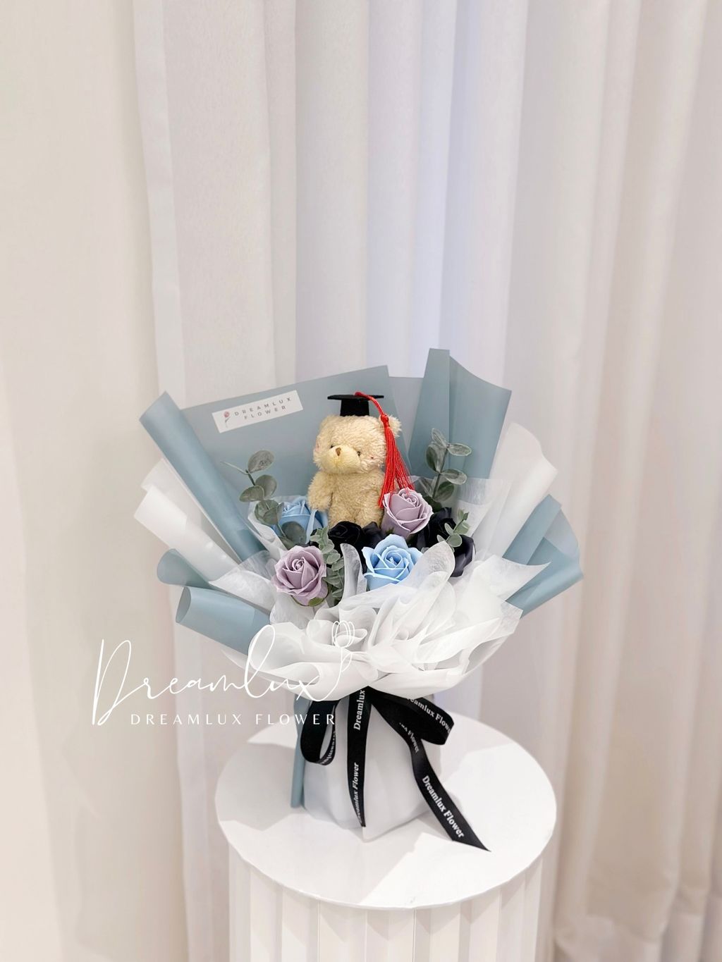 Copy of  Dreamlux flower (Logo)