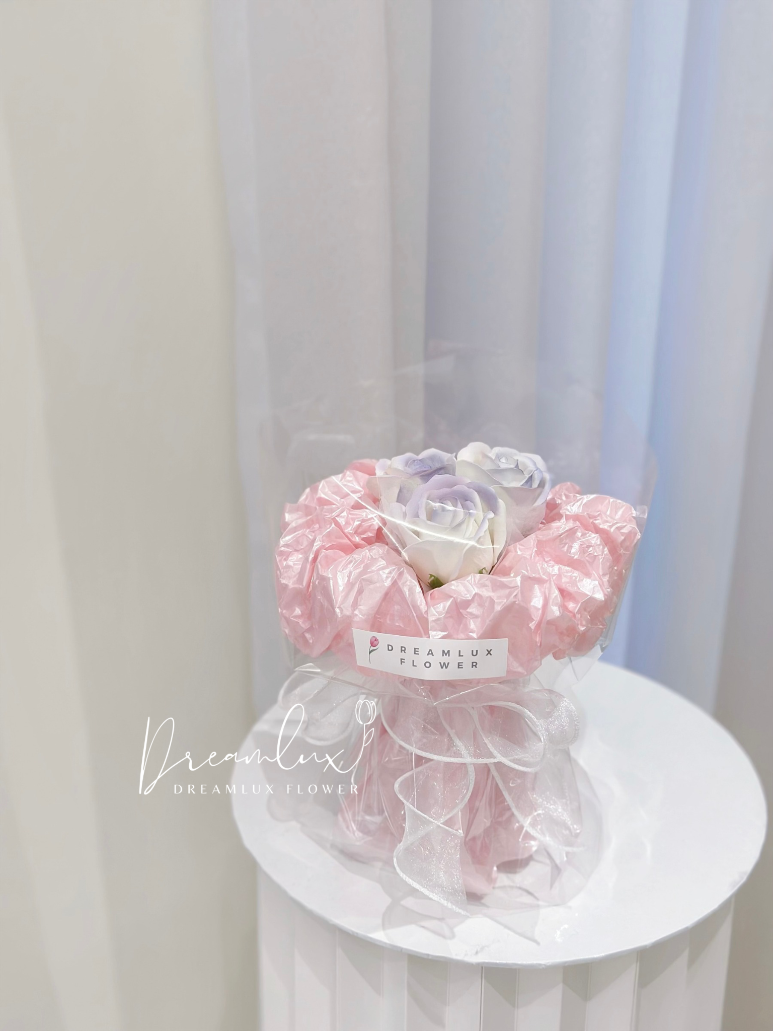 Copy of  Dreamlux flower (Logo)