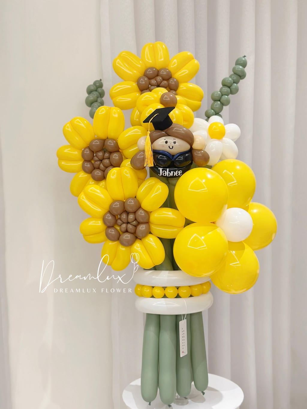 Copy of  Dreamlux flower (Logo)