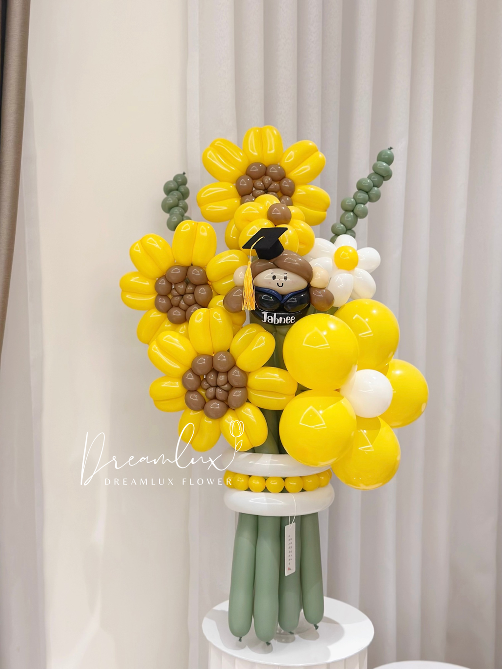 Copy of  Dreamlux flower (Logo)