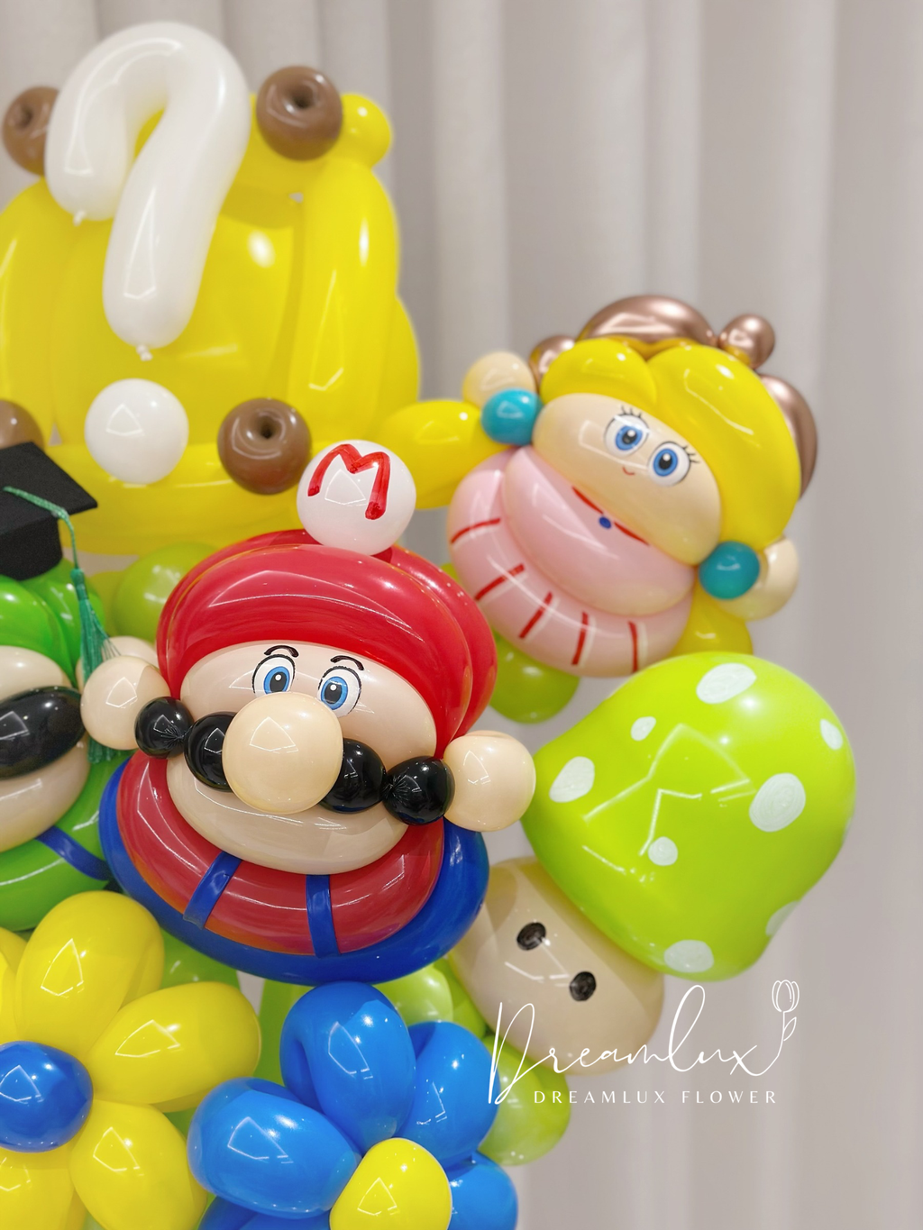 Copy of  Dreamlux flower (Logo)