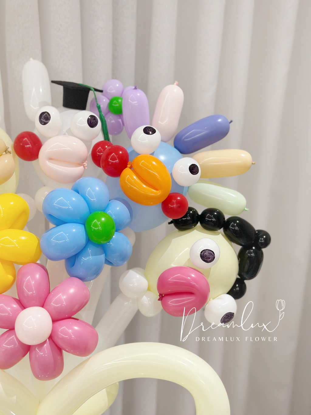 Copy of  Dreamlux flower (Logo)